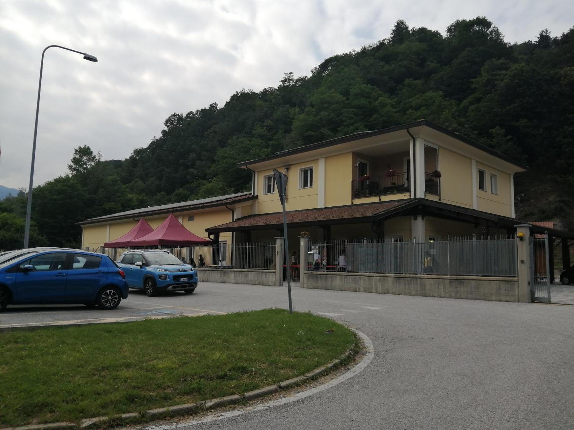 Locazione Turistica Varaita-Brossasco ภายนอก รูปภาพ